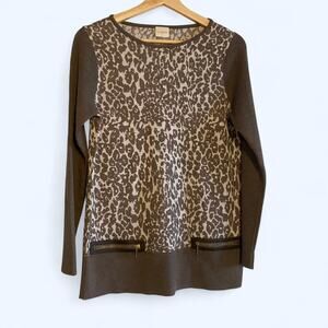 Chico's Cheetah Print Zipper Accented Crew Neck Long-Sleeve Knit Shirt